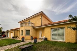 maison à la vente -   63100  CLERMONT FERRAND, surface 182 m2 vente maison - UBI442149347